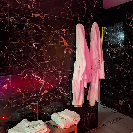 Hotel del amor 1000 Et Nuit La Boissiere-de-Montaigu